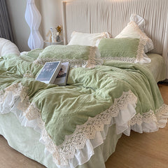 YICKYUE - 4Pcs Vintage Carved Velvet Lace Ruffles Princess Wedding Bedding Set Queen King Duvet Cover Set Fitted/Flat Sheet Pillowcases