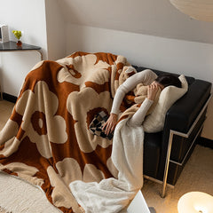 Yickyue Fresh Simple Sunflower Pattern Blanket Soft Skin Friendly Office Nap Shawl Blanket Lamb Fleece Double Layer Thickened Blanket