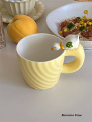 YICKYUE - Simple Matte Ceramic Water Cup, Ins Cute Duckling, Decorative Gift Cup, Home Breakfast Milk Mug with Handle, Coffee Cup