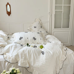 YICKYUE - Ins Cream Style Soft Skin-friendly Bed Four-piece Set