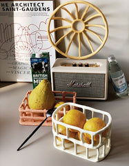 Stylish Hollow Fruits Basket Nordic Storage Tray for Snacks Bread Candy Multictional Resin Foods Plate Desktop Decor Ornaments