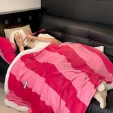 Yickyue Fashion Stripe Blanket Thicken Fluffy on Sofa Blankets Winter Warm Bed Cover Comfortable Blankets Girl Bedroom Decoration