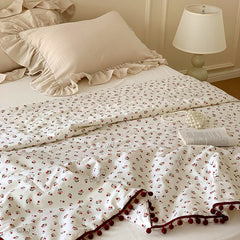 Yickyue Summer Quilt Thin Quilt Printed Cotton Cherry Flowers Pompons Comforter Soft Bedspreads Air Condition Blanket Double Size
