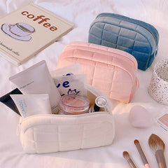 Women Storage Bag Travel Cosmetic Bag Portable Large Crystal Velvet High-quality Wash Bag Students Skin Care Organizer