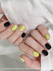 YICKYUE - 2pcs 15ml Tender Green And Black Gel Nail Polish Starter Pure Soak Off No Wipe Nail Gel Polish Suitable For Summer Manicure Diy