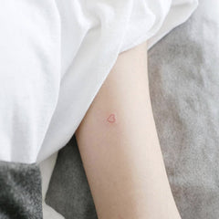 Waterproof Temporary Tattoo Sticker Cute Heart Cartoon Design Body Art Fake Tattoo Flash Tattoo Wrist Ankle Female