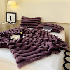 YICKYUE - Double Enlarged and Thickened Bedspreads Winter Warm Nordic Style Rabbit Like Velvet Blanket Non Shedding Close Fitting Quilt