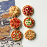 YICKYUE - 6Pcs Mini Pizza Refrigerator Decorations in Resin - Cute Magnets for Furniture in The Kitchen for Decoration