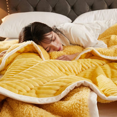 New solid color three-layer thickening warm, soft and comfortable single and double flannel lamb velvet skin-friendly blanket