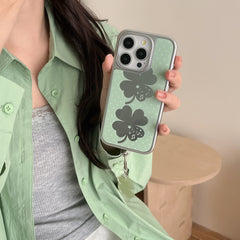 YICKYUE - Ins Mirror Green Background Polka Dot Four Leaf Clover Pendant Phone Case for iPhone 16 15 14 13 Pro Max Back Cover Funda