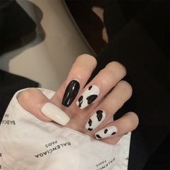 24pcs/set Long Stiletto Fake Nails Punk Snake Pattern Black White Matte False Nails Artificial Full Nail Tips Manicure Tools
