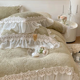 YICKYUE - Vintage French Double Layer Lace Ruffles Carved Velvet Bedding Set, Furry Warm Duvet Cover, Flat/Fitted Bed Sheet, Pillowcases