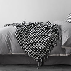 Fluffy Plaid Blanket Houndstooth Throw Blanket Tassel Bedspread Bed Cover Blanket Nordic Style Black and White Plush Blanket