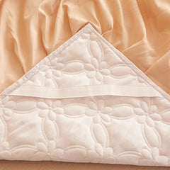 Yickyue 100%Cotton Solid Color Quilted Comforter Bedding Set Soft Breathable White Lace Ruffle edge Duvet Cover Bedskirt Pillowcase 4Pcs