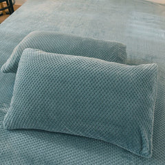 Double Side Pineapple Grid Pattern Flannel Bedding Set Super Warm Winter Plush Duvet Cover Flat Sheet Pillowcase King Queen Size