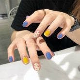 24Pcs Blue Yellow Pink Leopard Print Fake Nails With Glue Korean Short Round Fashion Manicure Full Cover Press On False Nail Tip
