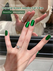 YICKYUE - 1pc 10ml Emperor Green Cat Eye Magnetic Gel Nail Polish Soak Off Uv Led Lamp Nail Polish For Women For Spring