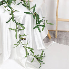 2Pcs/4Pcs Artificial Olive Leaf Vine Strips, Green Plant Garland with Fruits, Suitable for Christmas Decoration, Wedding Party, Family Garden, Artificial Hanging Leaf Vine with Front Door Wall Decoration