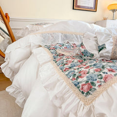 Yickyue Luxury Flowers Print Bedding Sets Korean Style White Princess Lace Ruffles Bedroom Duvet Cover Bed Skirt Linen Pillowcases