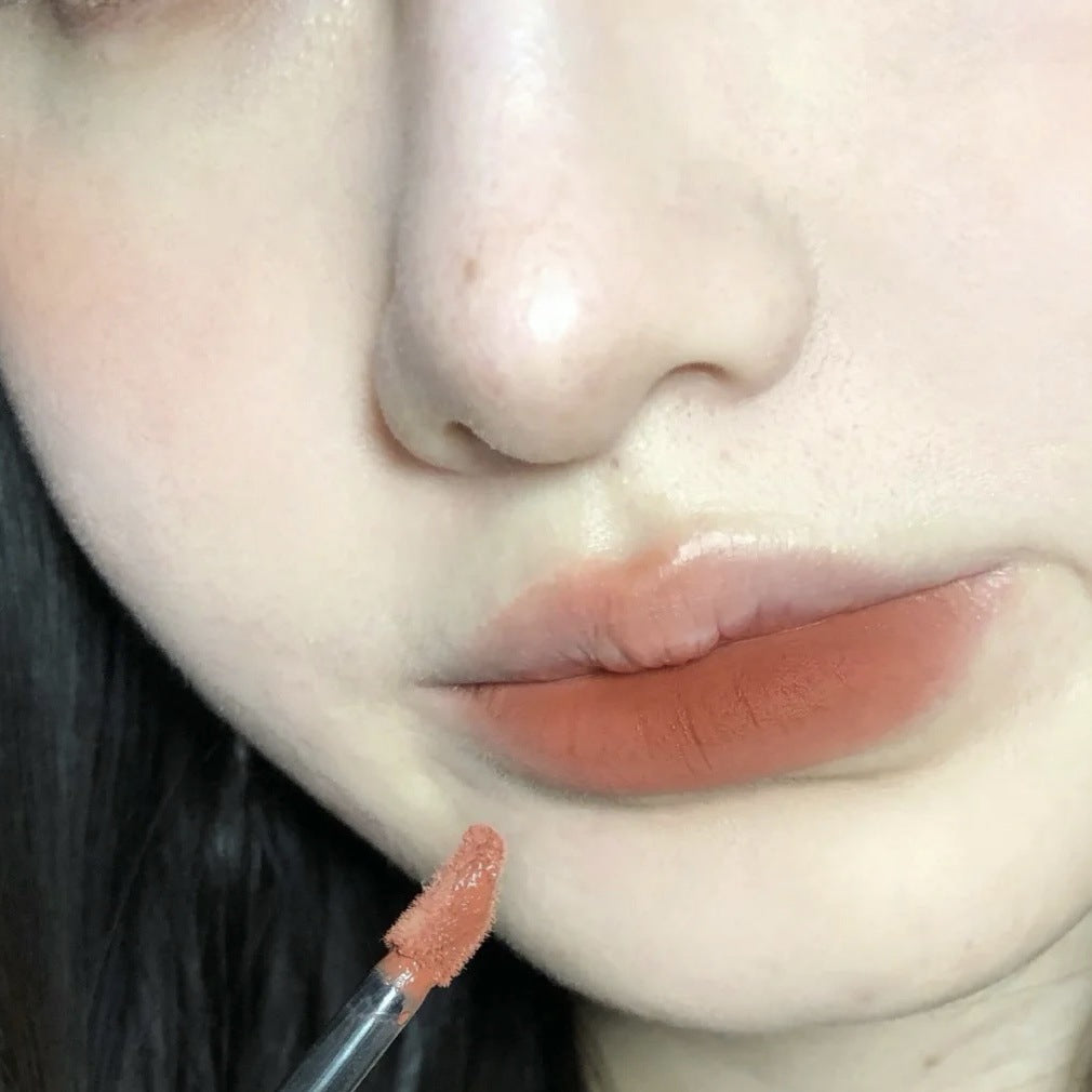 Yickyue Velvet Matte Lipstick Blush Waterproof Long Lasting Lipgloss Non-Stick Cup Makeup Lip Tint Mud Cosmetic Beauty Makeup