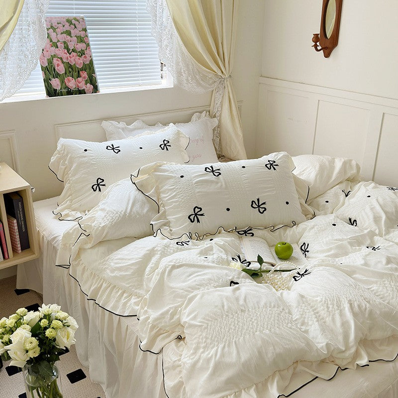 YICKYUE  - Ins Cream Style Soft Skin-friendly Bed Four-piece Set