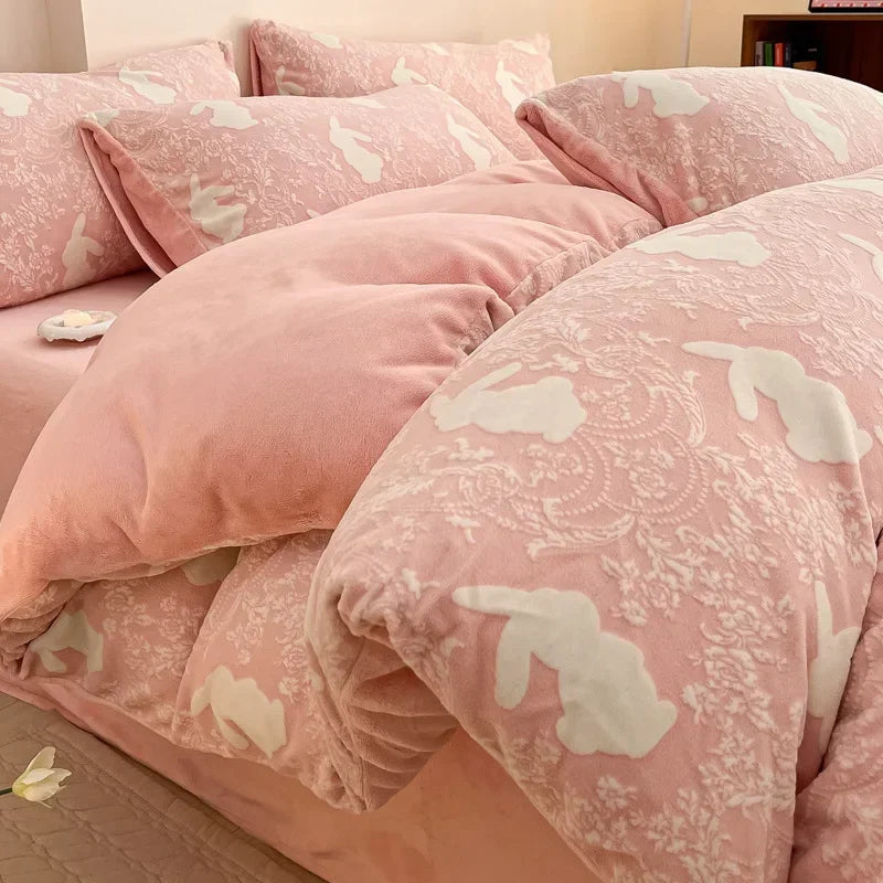 YICKYUE  -  Milk Coral Fleece Bedding Set of Four Pieces with Double Face Flannel Quilt Cover Bedding and Suede Sheet Fitted Sheet