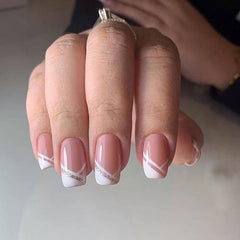Press On Nails with Daisy Rhinestone design Coffin False Nails Stick-on nails Full Cover Fake Nails Tips French Beauty Nail Tips