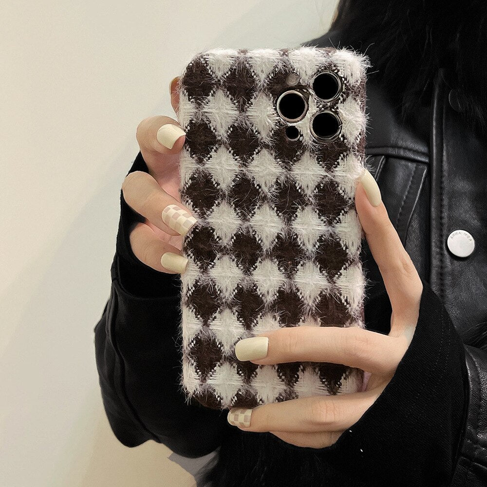 Warm Plush phone case couple back cover for iphone 13 mini 11 12 pro max 8 7 plus x xr xsmax soft silicone Rhomboid shell capa