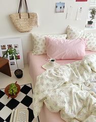 YICKYUE  -  Pink Camellia Garden Bedding Set