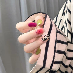 Press on stickers Short Fresh Flowers Decorated Frosted full cover Wearable Fake Nail Suitable for Girl Summer Hand Decoration