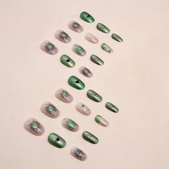 YICKYUE  -  Green Star y2k Nails Press On Short Round Nails for Cool Girls Aurora Fake Nails With Diamond Charms Designs Finished False Nail