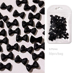 50pcs/lot Classic Black and White Nail Art Bows Resin 3D Nail Art Decoration DIY Manicure Design Simple Style Nail Accessories
