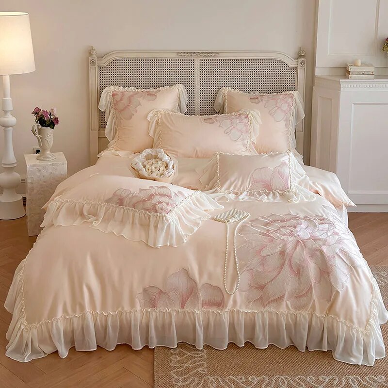 Yickyue Princess Long Stable Cotton Duvet Cover Set Four Piece Set French Flower Embroidery Quilt Cover Lace Bedding Set Bedsheets