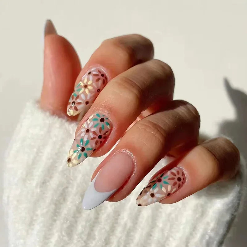 Yickyue  Hand-painted Daisy Flowers Bee Nail Art Purple Color False Nails Fashion Detachable Finished Fake Nails Press on Nails with Glue
