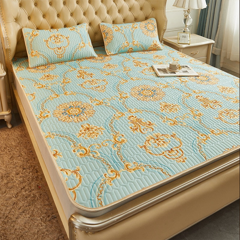 Cartoon Printed Summer Cooling Bed Mat Thai Latex Filing Cool Ice Silk Bed Sheet Set Queen Cools Mattress Pad with Elastic Band