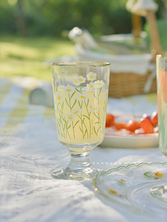 New Beautiful Tulip In Summer Little Daisy Vintage Goblet Phnom Penh Glass Girls Sparkling Wine Drink Party Goblet
