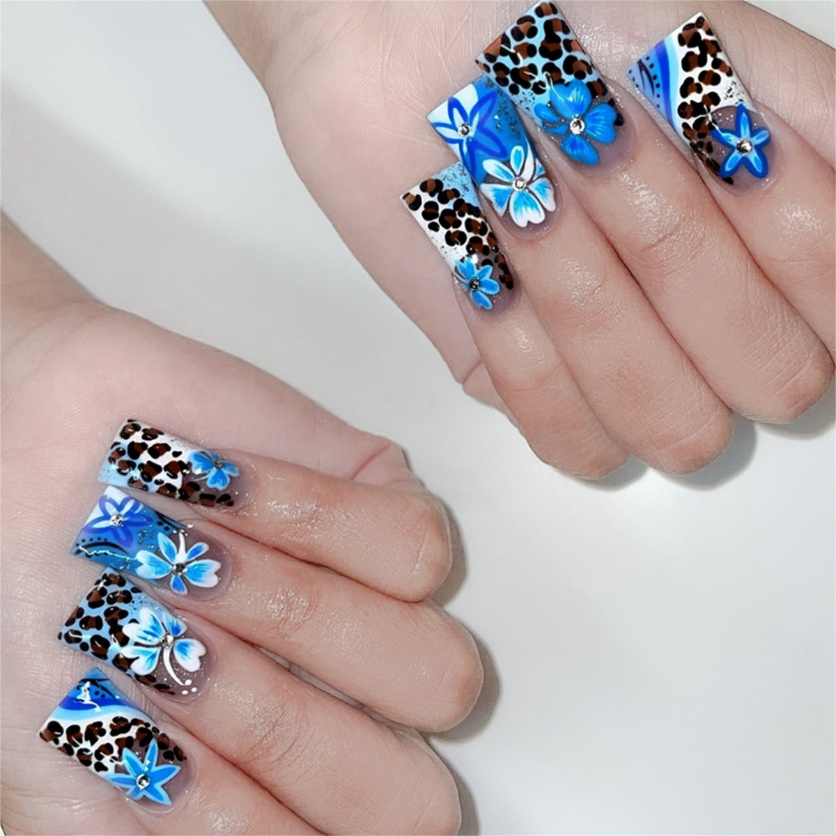 YICKYUE  -  Duckbill Cool Planet Star Y2k Nails Press On Nails 3D Water Drops French Tip Blue Gradient False Nails Flash Diamond Fake Nails