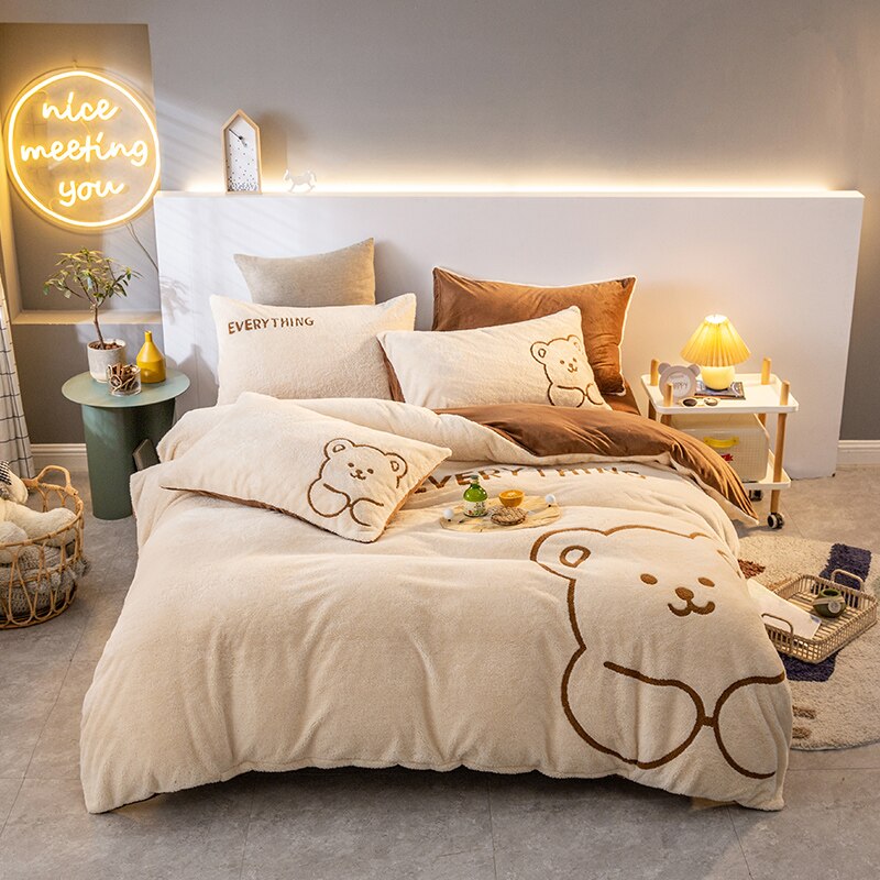 Super Soft Warm Cosy Flannel Velvet Fleece Cartoon Bear Embroidery Child Bedding Set Duvet Cover Flat/Fitted Sheet Pillowcases