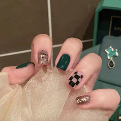 24pcs/box Fake Nails Press on Short Reusable Nails Set Dark Green Artificial Pink False Tipsy Stick-on Nails Tips Art