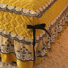 Romantic Luxury Velvet Quilted Bedspread Thicken Fine Flannel Embroidery Lace Bed Skirt King Bed Cover Not Including Pillowcase