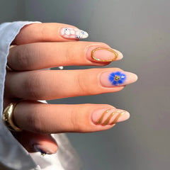 YICKYUE   -  Flower Press on Nails Medium Almond Fake Nails Colorful Flower Blue Borders Designs Acrylic Artificial French Tip Press on Nails