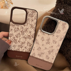 YICKYUE  -  Retro Art Full Screen Brown Flowers Splicing Leather Phone Cover Case for iPhone 16 15 14 13 12 11 Pro Max Plus