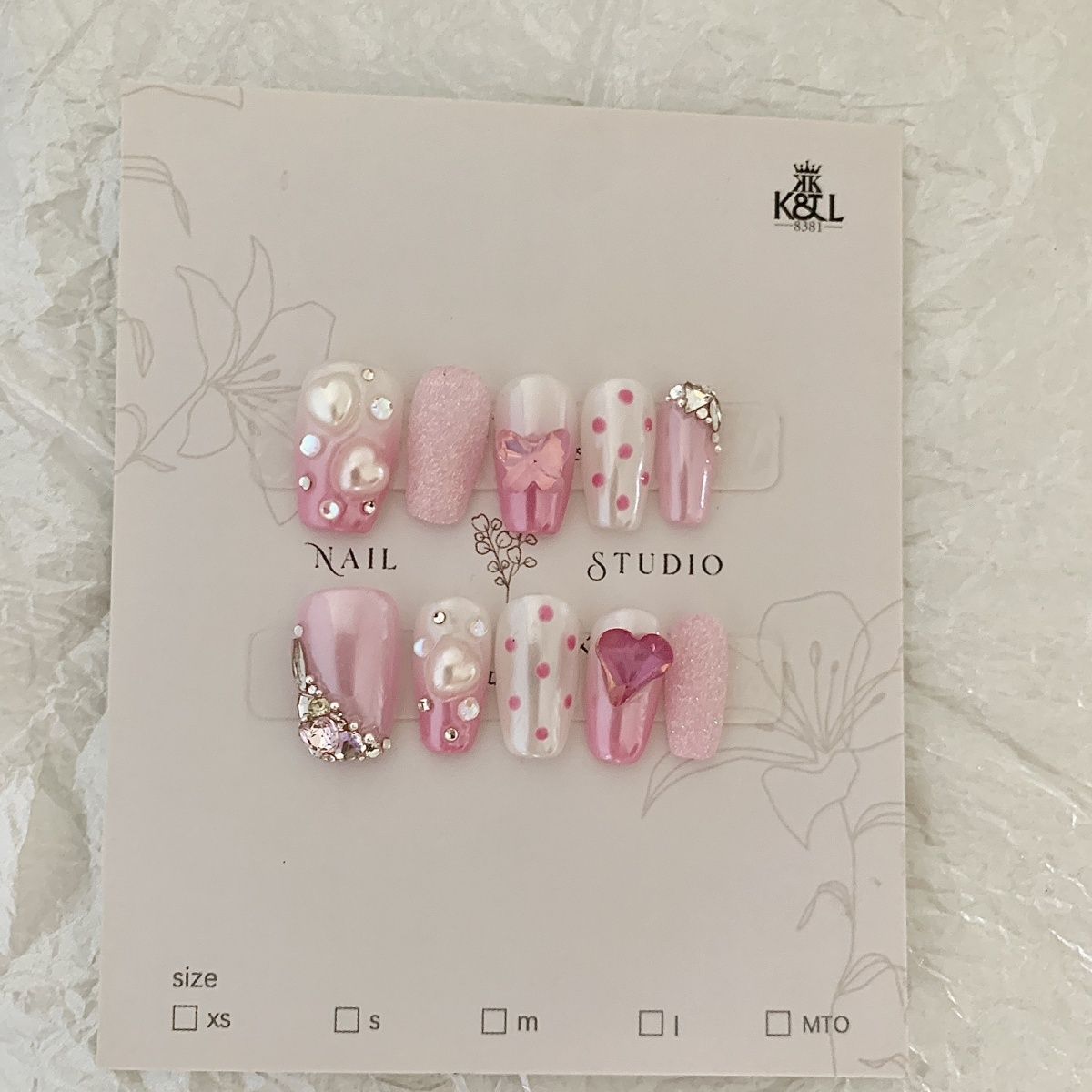 YICKYUE -  Handmade Wearbale Fake Nail Methyldopamine Ins Style Short Press On Nail Cute Senior Hot Girl Desgin Byself Plastic Flash Pearl