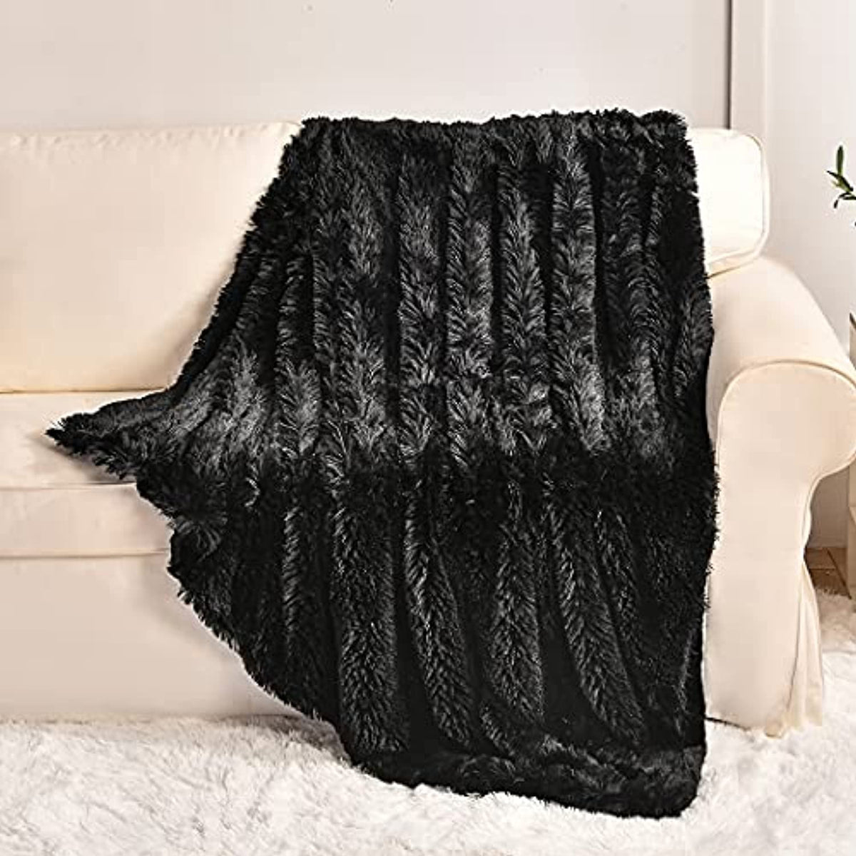 Bubble Kiss Faux Fur Winter Throw Blanket Cozy Plush Fluffy Blanket Furry Fuzzy Warm Cute Shaggy Blanket for Fall Bed Pet