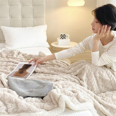 Yickyue Spring Winter Warm Blanket Imitation Wool Thicken Flannel Blankets for Bed Sofa Soft Skin Friendly Warmth Comforter Washable