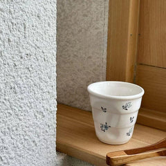 YICKYUE   -  French Retro Basket Flower Ceramic Coffee Cup Hand-held Latte Cup Teacup