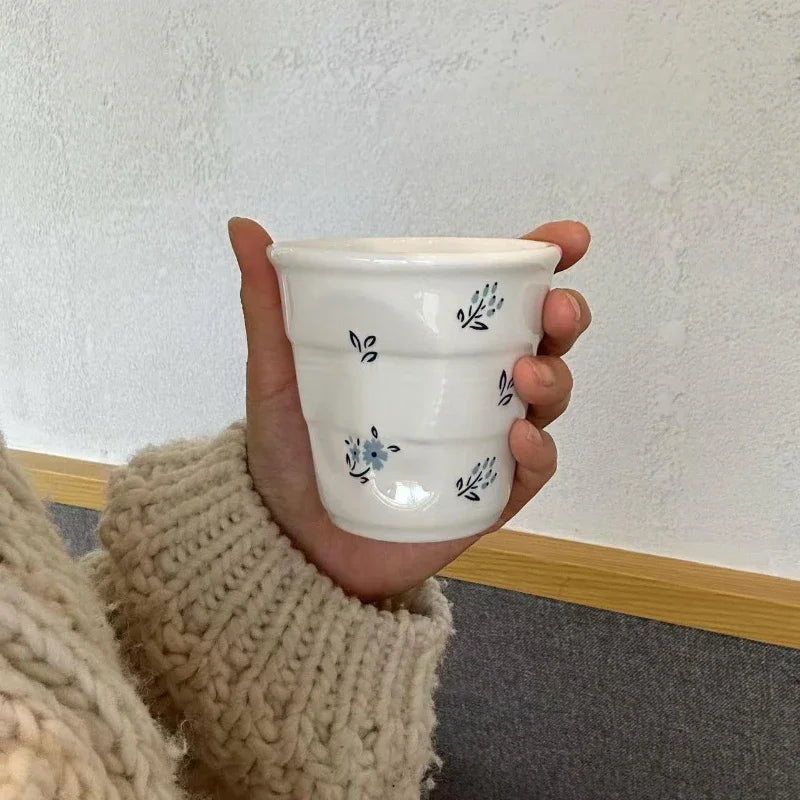 YICKYUE   -  French Retro Basket Flower Ceramic Coffee Cup Hand-held Latte Cup Teacup
