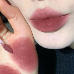 Yickyue Nued Pink Matte Lip Gloss Non-Stick Cup Soft Mist Lip Mud Waterproof Lasting Moisturizing Sexy Lipstick Lips Makeup Cosmetics