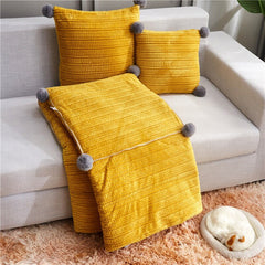 Pillow Covers Amphibious Car Custom Four Seasons Contracted Office Nap Air-conditioning Folded Blanket Pillow is Combined