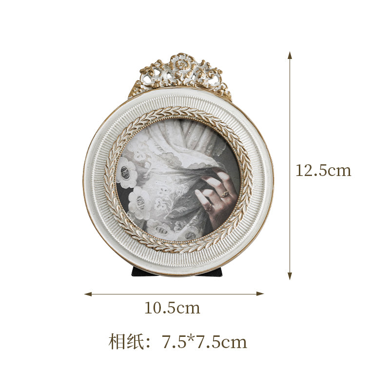 YICKYUE  -  White Resin Photo Frame French Retro Carved Painting Frame Desktop Ornaments Decorative Small Photo Frame Decorative Painting